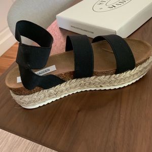 Steve Madden Kimmie Sandal - 7 - Black - NEW